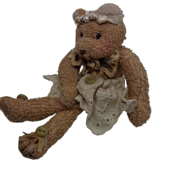 VINTAGE PLUSH LITTLE LADY TEDDY BEAR BROOCH - Picture 6 of 6